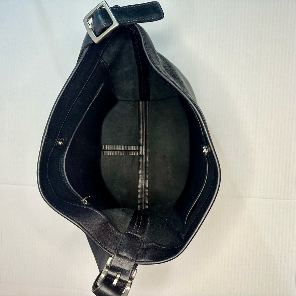 Vintage COACH All Leather Large Black Leather Slim Shoulder Tote Bag #9406 - Picture 13 of 16